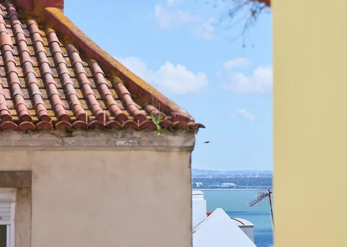 Alfama Soul Experience, By Timecooler شقة