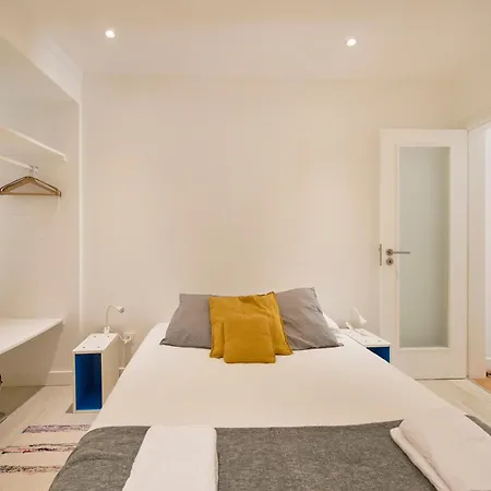 Alfama Soul Experience, By Timecooler *